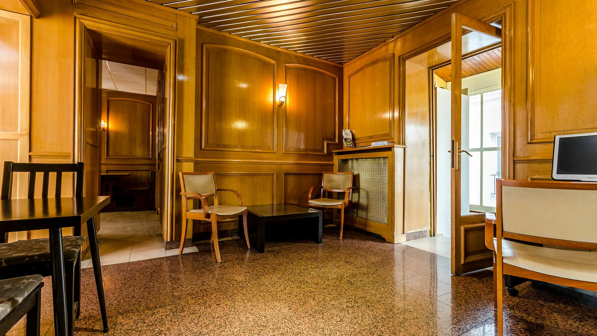 Nord Est Hotel Paris